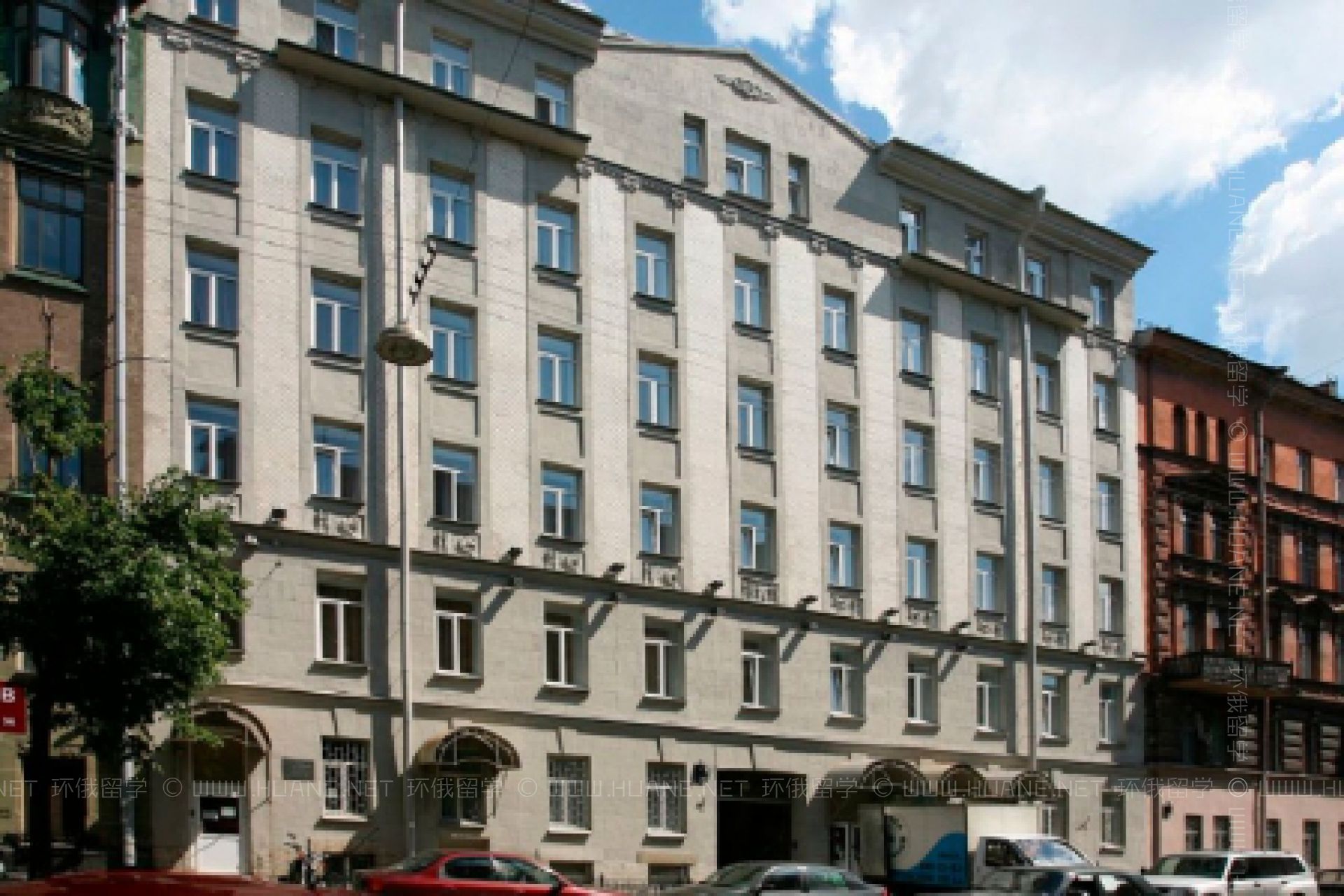 圣彼得堡國立財經大學